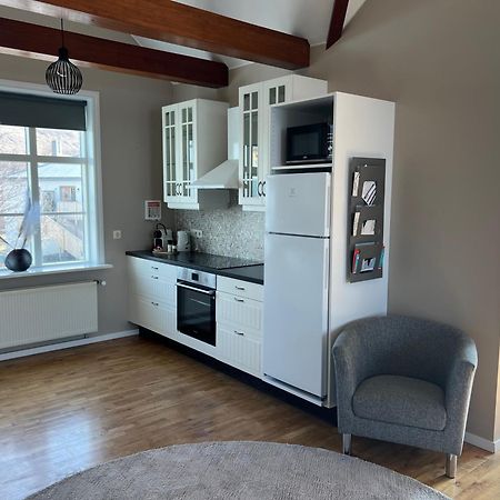 Bjarnabuth Apartment Husavik Ngoại thất bức ảnh