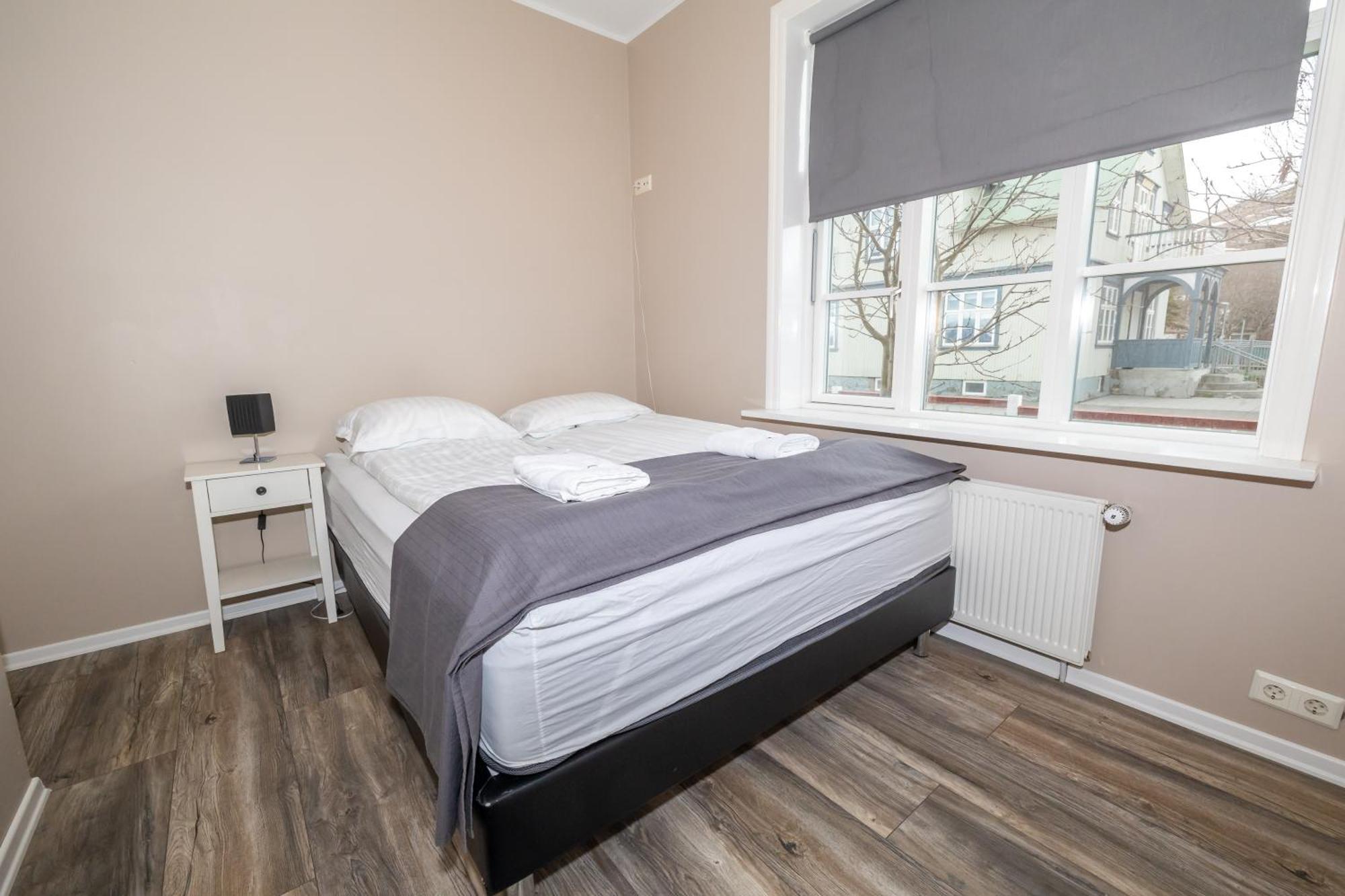 Bjarnabuth Apartment Husavik Ngoại thất bức ảnh