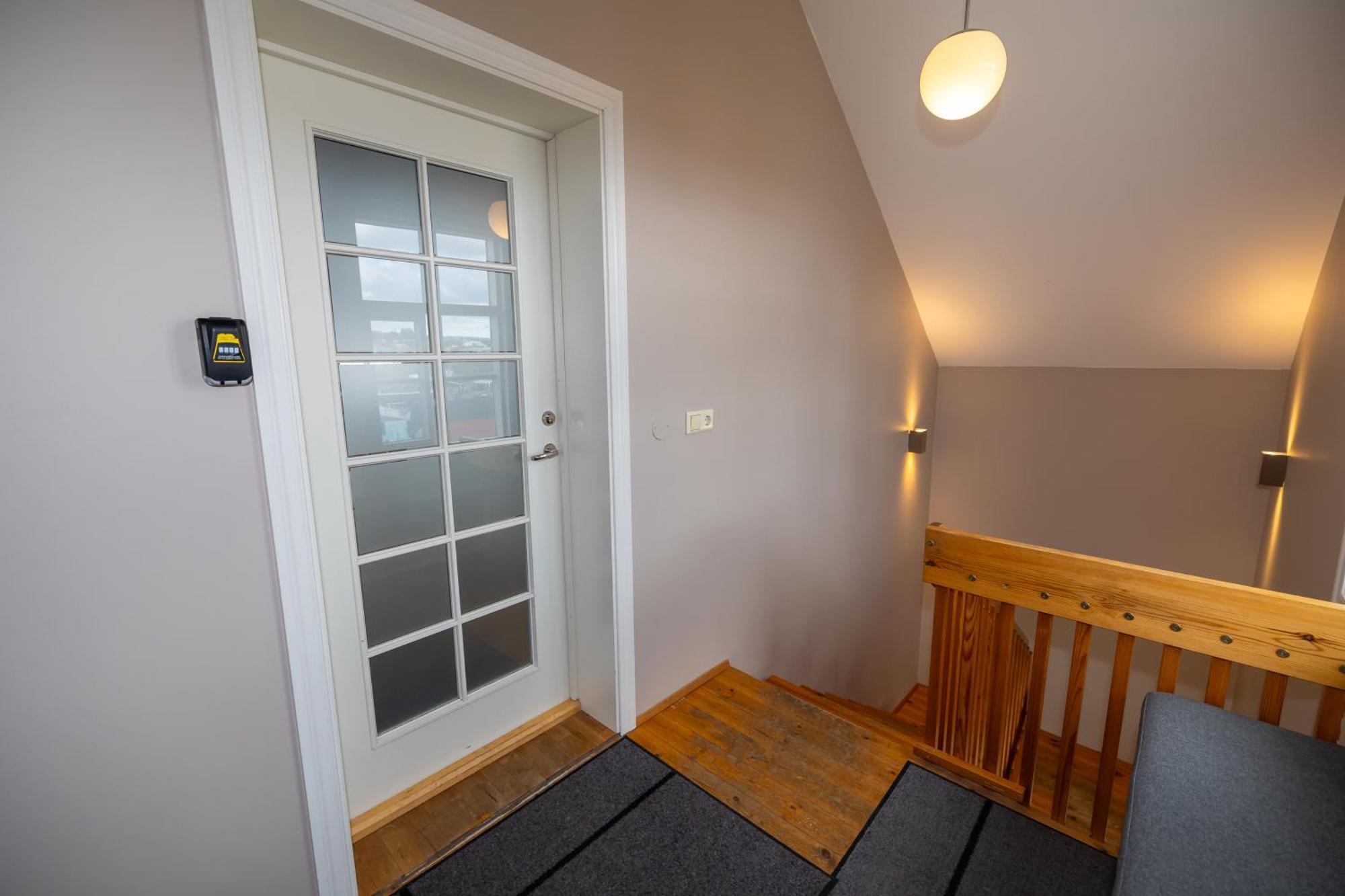 Bjarnabuth Apartment Husavik Ngoại thất bức ảnh
